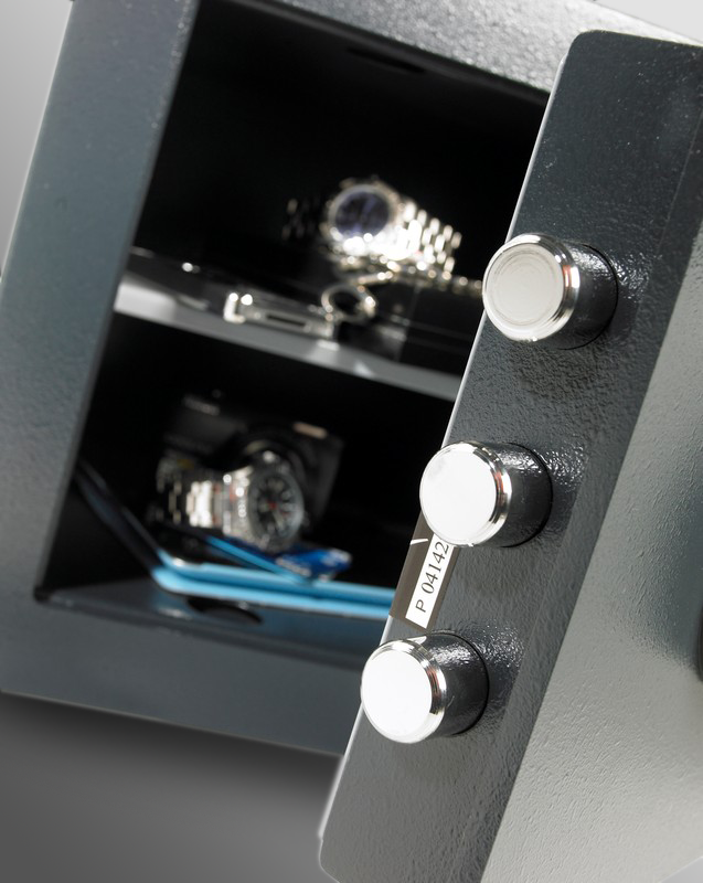 Chubbsafes Consul Açık Kapak ve 25mm Çelik Kilitleme Milleri